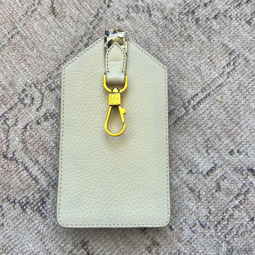 NWOT NATIVE Leather Phone Bag with Card Slots